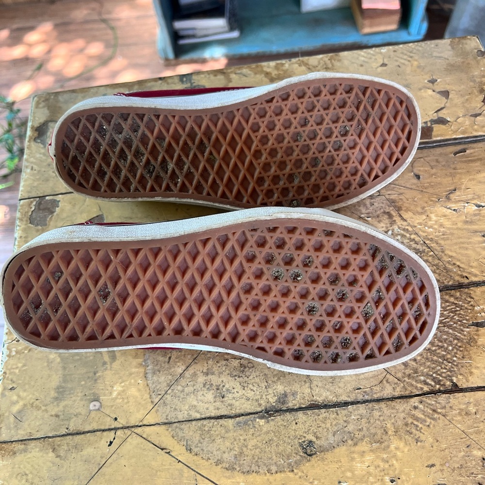 Vans - Picture 3 of 4